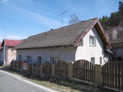 Rodinný dům v obci Bělá pod Bezdězem, okres Mladá Boleslav